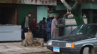 الفول والفطائر.. وجبة إفطار الطلاب قبل دخول المدارس (صور)