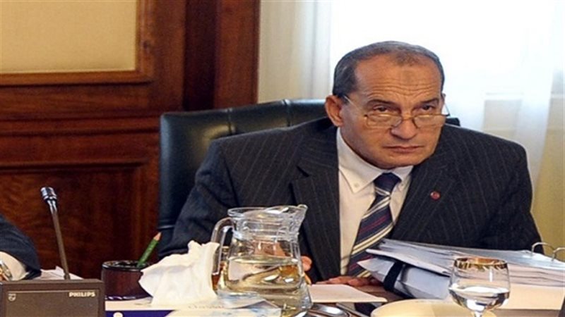  الدكتور عصام فايد،