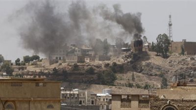 مقتل وإصابة عشرات المدنيين جراء القصف الحوثي