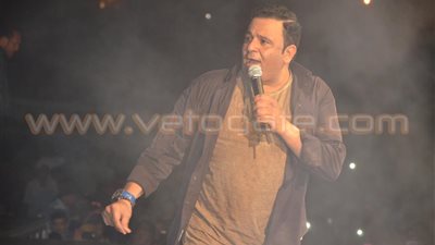 بالصور.. محمد فؤاد يتألق في حفل نادي الشمس بحضور 35 ألف شخص