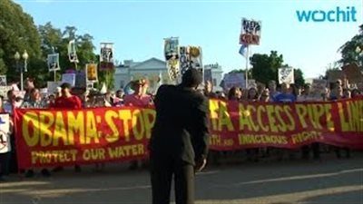 بالفيديو.. الشرطة الأمريكية تعتقل 13 متظاهرا ضد خط نفط «داكوتا»