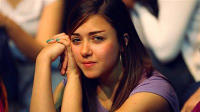 انتقادات حادة لسارة سلامة بسبب ظهورها بالـ«هوت شورت»