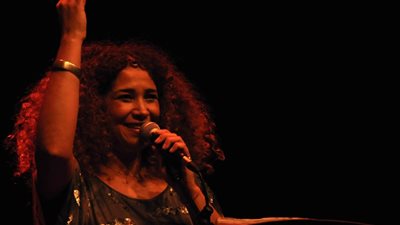 بالفيديو.. غالية بن على لأول مرة بمهرجان فلسطين الدولي برام الله