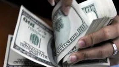 استقرار أسعار العملات الأجنبية.. والدولار يسجل 888 قرشًا