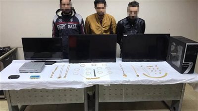 القبض على تشكيل عصابي تخصص في سرقة المنازل بالمنيا | فيديو