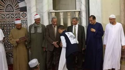 بالصور.. «أوقاف قنا» تنظم احتفالية لتكريم حفظة القرآن