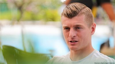 الصحف الألمانية تكيل المديح لمنقذ «المانشافت» توني كروس