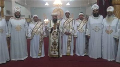 أسقف السويس يرسم ثلاثة شمامسة للخدمة بكنيسة مارجرجس