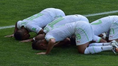 بيلد الألمانية تحذر المانشافات من قوة لاعبي الجزائر في الصيام