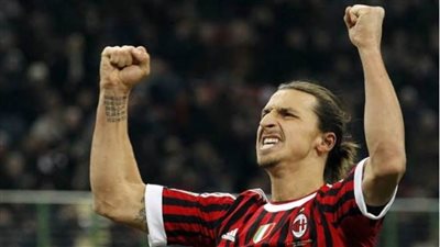 إبراهيموفيتش يصل إيطاليا للانضمام لفريق ميلان