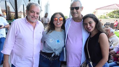 مظاهرة حب لـ«الفيشاوي» في أول ظهور بعد إعلان إصابته بالسرطان (صور)