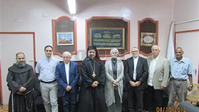 الوفد الكنسي الإيطالي يزور كنيسة الكاثوليك بقوص (صور)