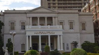 حجازي يكشف حقيقة تعديل اشتراطات مسابقة الـ 120 ألف معلم