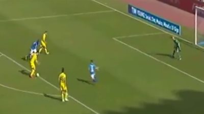 «ستيبنسكي» يحرز الهدف الأول لكييفو فيرونا في نابولي (فيديو)