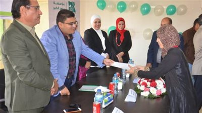 تجهيز 27 عروس من اليتيمات وغير القادرات ببني سويف| صور