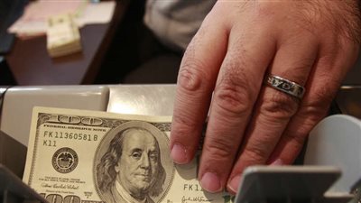 بنك لبنان المركزي: استقرار سعر صرف الليرة بعد استقالة الحريري