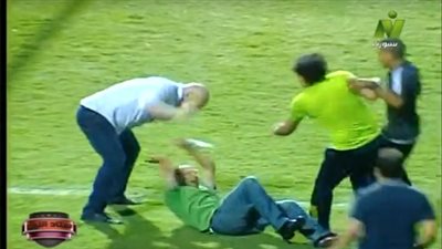 نيابة الإسماعيلية تتهم حسام حسن وإداري الفريق بمقاومة السلطات