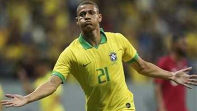 مهاجم البرازيل ينتقد لاعبي الأرجنتين بسبب هذا السلوك