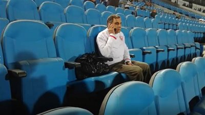 كيف تابع كفيف مباراة الزمالك وأسوان من ستاد القاهرة؟ | فيديو
