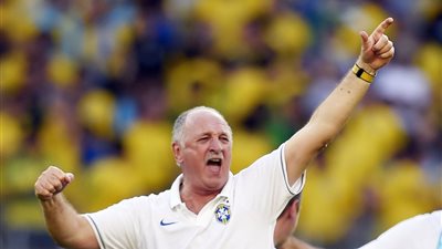 «سكولاري» لـ «السامبا»: انسوا اللعب المهذب وأظهروا العدوانية