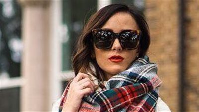 بالصور.. الإسكارف قطعة أساسية في شتاء 2018