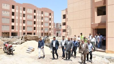 محافظ الشرقية يتفقد مشروعات قومية بمليار و757 مليون جنيه (صور)