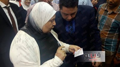 بالصور.. رئيس النيابة الإدارية تدلي بصوتها بعمومية الأهلي