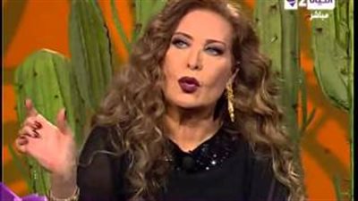 بالفيديو.. «رغدة» تفتح «خزائن» أسرارها لـ « نيشان»: «الإخوان» حاولوا اغتيالي.. ترك مصر «مستحيل»..«أحمد زكي» طلب مني الزواج ورفضت.. و لن أنسى