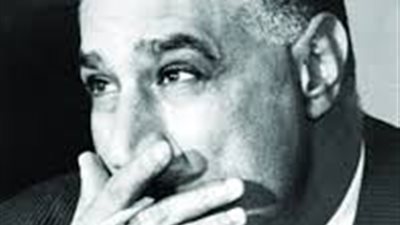 زى النهارده.. عبد الناصر يطفئ آخر سيجارة في حياته