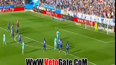 بالفيديو.. ميسي يهدر ركلة جزاء أمام ديبورتيفو ألافيس