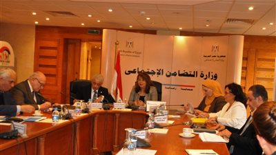 وزيرا «التعليم» و«التضامن» يبحثان خطة برنامج التغذية المدرسية