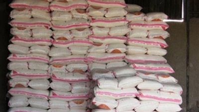 التموين تتعاقد على استيراد 68 ألف طن أرز أبيض