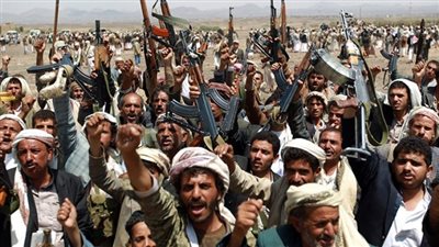 السعودية: ميليشيات الحوثي تحتجز 200 قاطرة إغاثية في اليمن