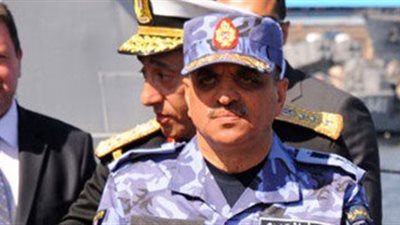 قائد القوات البحرية: حاملة الطائرات «السادات» تؤمن المياه الإقليمية المصرية