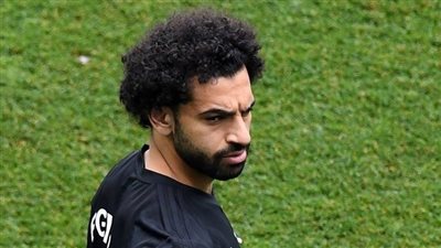 الابتسامة تغيب عن وجه محمد صلاح في روسيا.. CNN: اللاعب يدرس الاعتزال دوليا بعد المونديال لاستغلاله سياسيا.. المنتخب نافيا: يعشق بلاده ولا يجب الانصياع وراء الأكاذيب.. وهاشتاج لدعم الفرعون يتصدر تويتر