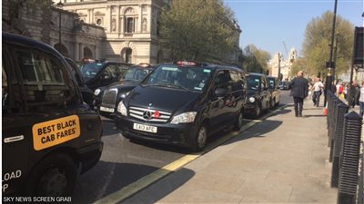 انتفاضة سائقي «البلاك كاب» في بريطانيا ضد شركة «أوبر»