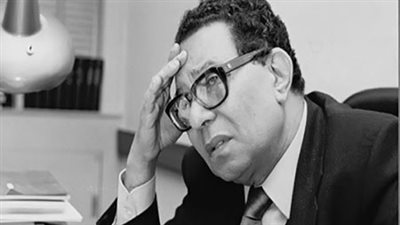 أحمد بهاء الدين يكتب: الألفاظ الساقطة في الصحافة المصرية