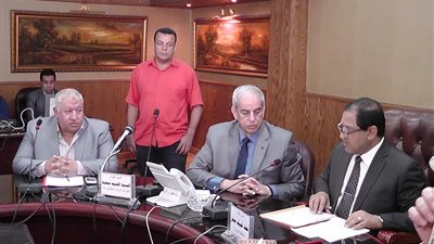 بالصور.. محافظ الغربية يكلف بالوجود الدائم لمتابعة توريد القمح