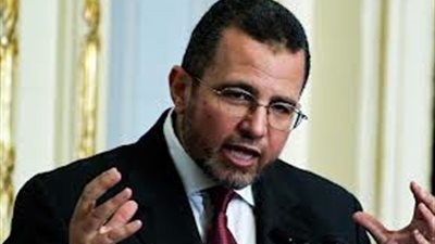 قنديل يتوجه لقصر الاتحادية لحسم  ملف الإصلاح المالى والاقتصادى