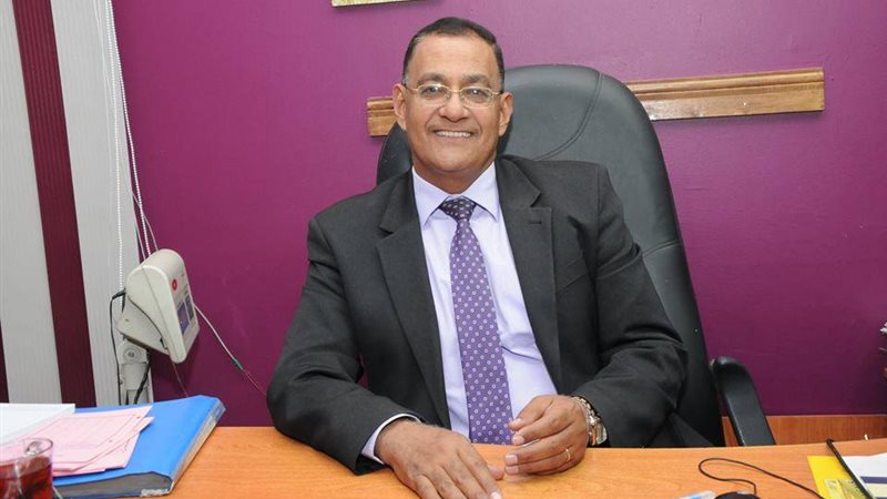 الدكتور أحمد دياب