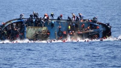 رويترز: غرق قارب ينقل عشرات المهاجرين قبالة سواحل تونس