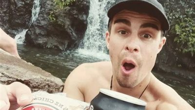 رجل عازب يبيع نفسه في عيد الحب والأسعار تبدأ من 178 جنيها