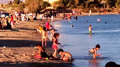 توافد المواطنين على شواطئ جنوب سيناء للاحتفال بشم النسيم (صور)