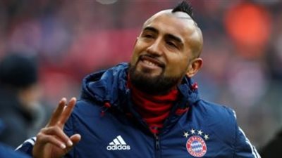 نجم برشلونة يثير الجدل.. يعبر عن غضبه من مدرب الفريق بأغنية