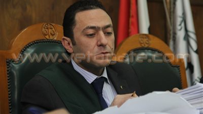 بالمستندات..