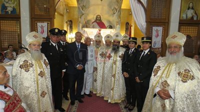 وفد حقوق الإنسان يهنئ الأقباط بعيد القيامة وشم النسيم