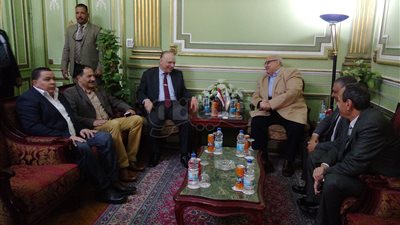 رئيس جامعة عين شمس يستقبل محافظ القاهرة