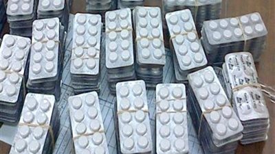 ضبط عاطل بحوزته ١٠٠٠ قرص مخدر بشبرا الخيمة