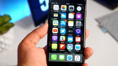 باحث ينتقد الأجهزة العاملة بنظام التشغيل iOS 11 من أبل