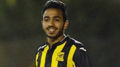 كهربا على مقاعد بدلاء اتحاد جدة أمام النصر في كلاسيكو السعودية